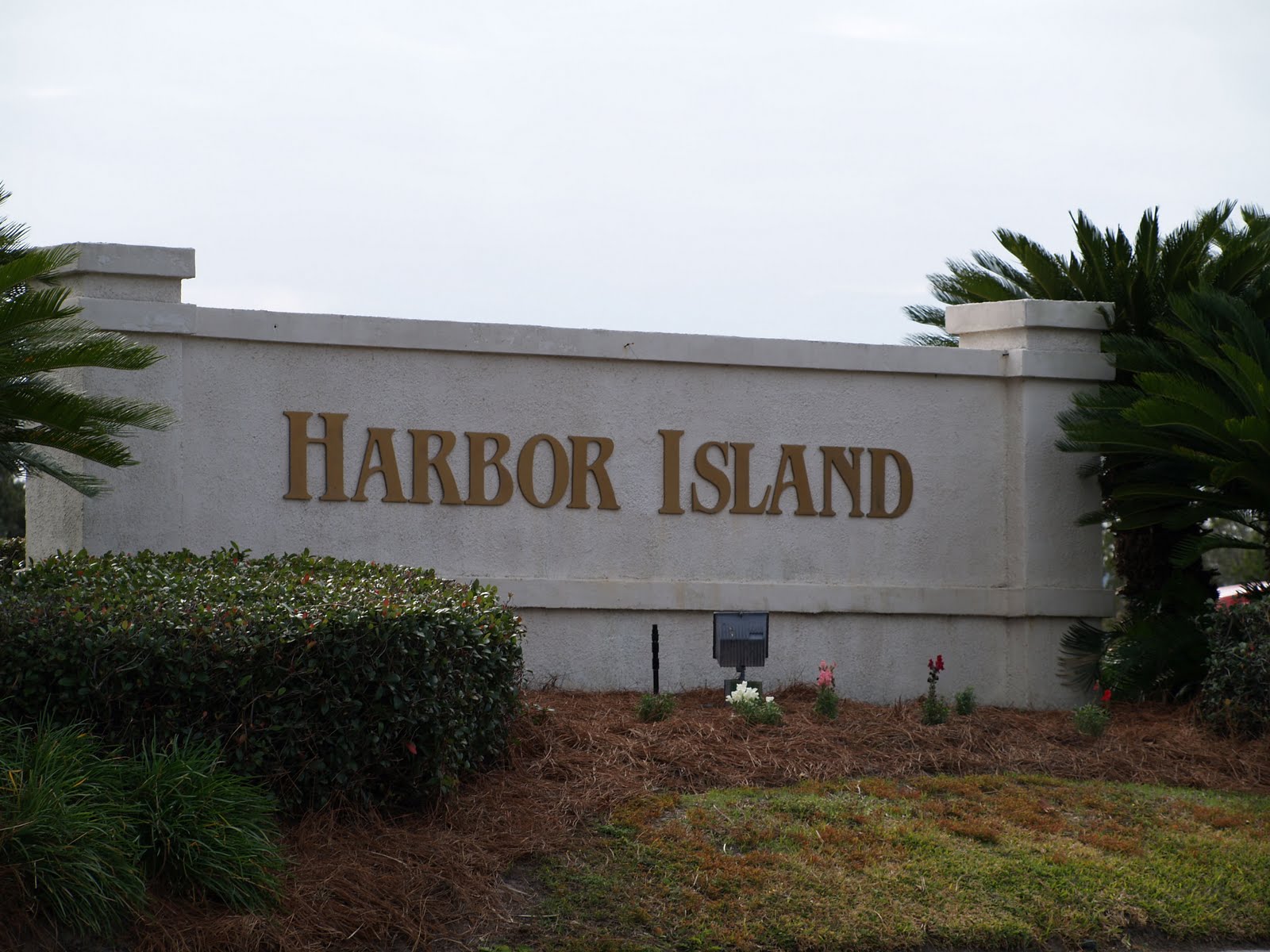 Harbor Island, SC Fun... The Phizzing Tub...