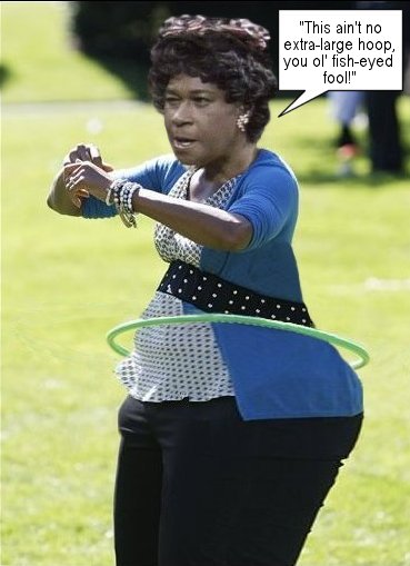 [Michelle+Obam+twirls+hula+hoop.jpg]
