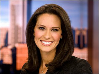 this hottie needs to go after Rich Eisen