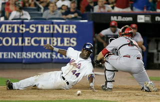 Lastings Milledge scores from first on a single