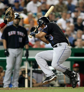 Damion Easley drives in the winning run by getting hit by a pitch