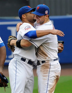 David Wright congratulates Johan Santana on one of the msot clutch pitching performances you will ever see