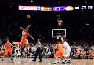 Paul Harris wins the tip to start the 6th overtime, the first tip SU won. Thabeet having fouled out may have helped there