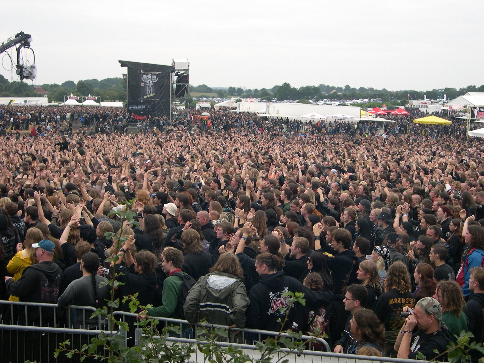 [festival.jpg]