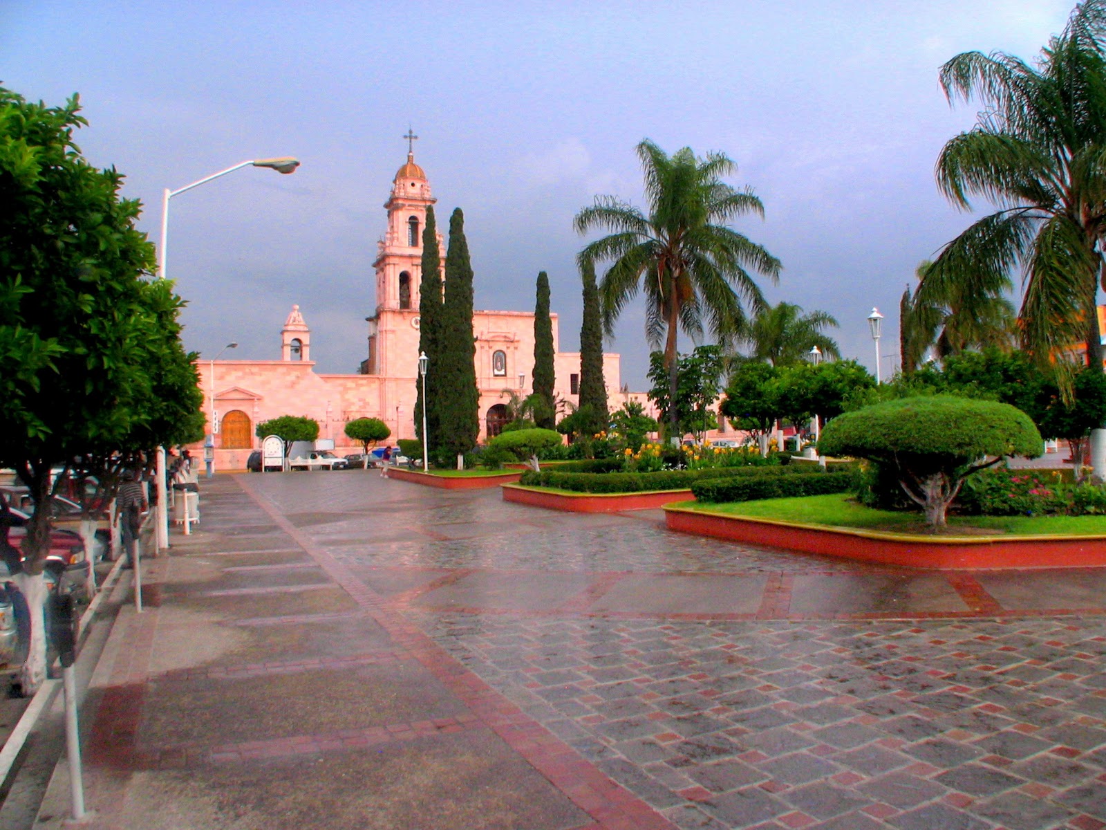 . PLAZA DEL JARDIN CENTRAL. Cocula, Jalisco.