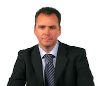 http://4.bp.blogspot.com/_mA3Au0XaiQc/TOufnVN0coI/AAAAAAAACEs/pReDg1Y1Okg/s320/koukodimos-Kostas4a.jpg