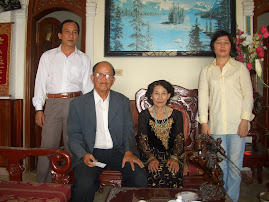 Gia Đình Ông Bà Ngô Khanh