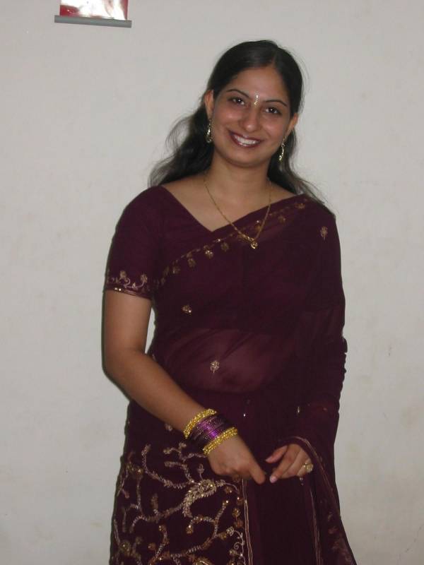 Malayalam Mallu Aunty Show Transparent Spicy Hot Pictures