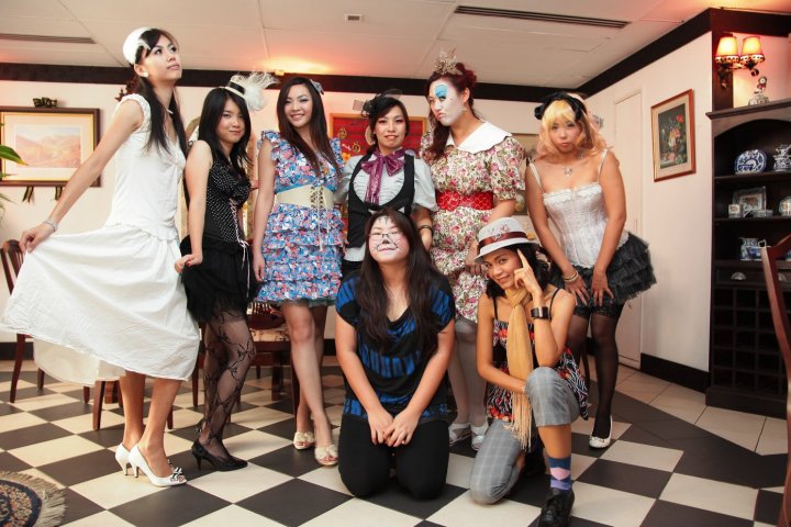Mad+hatters+tea+party+dress+up