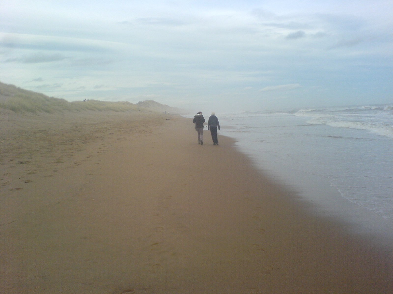 [Julie+and+Ash+Beach.JPG]