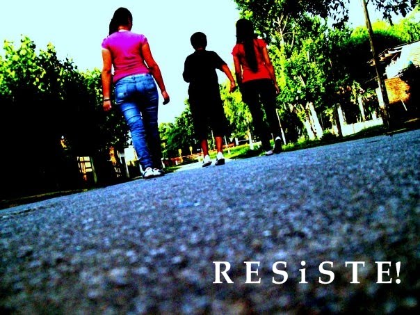 RESiSTiR!