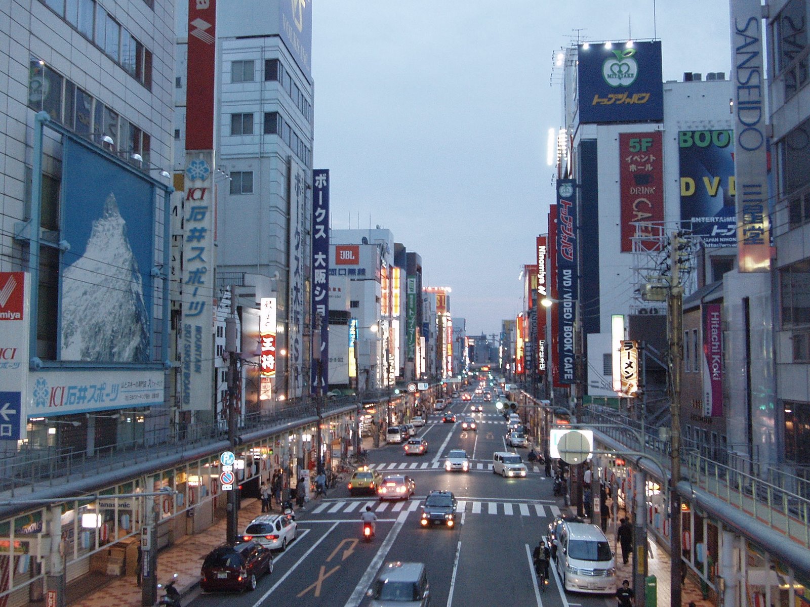 [P5120021.JPG]