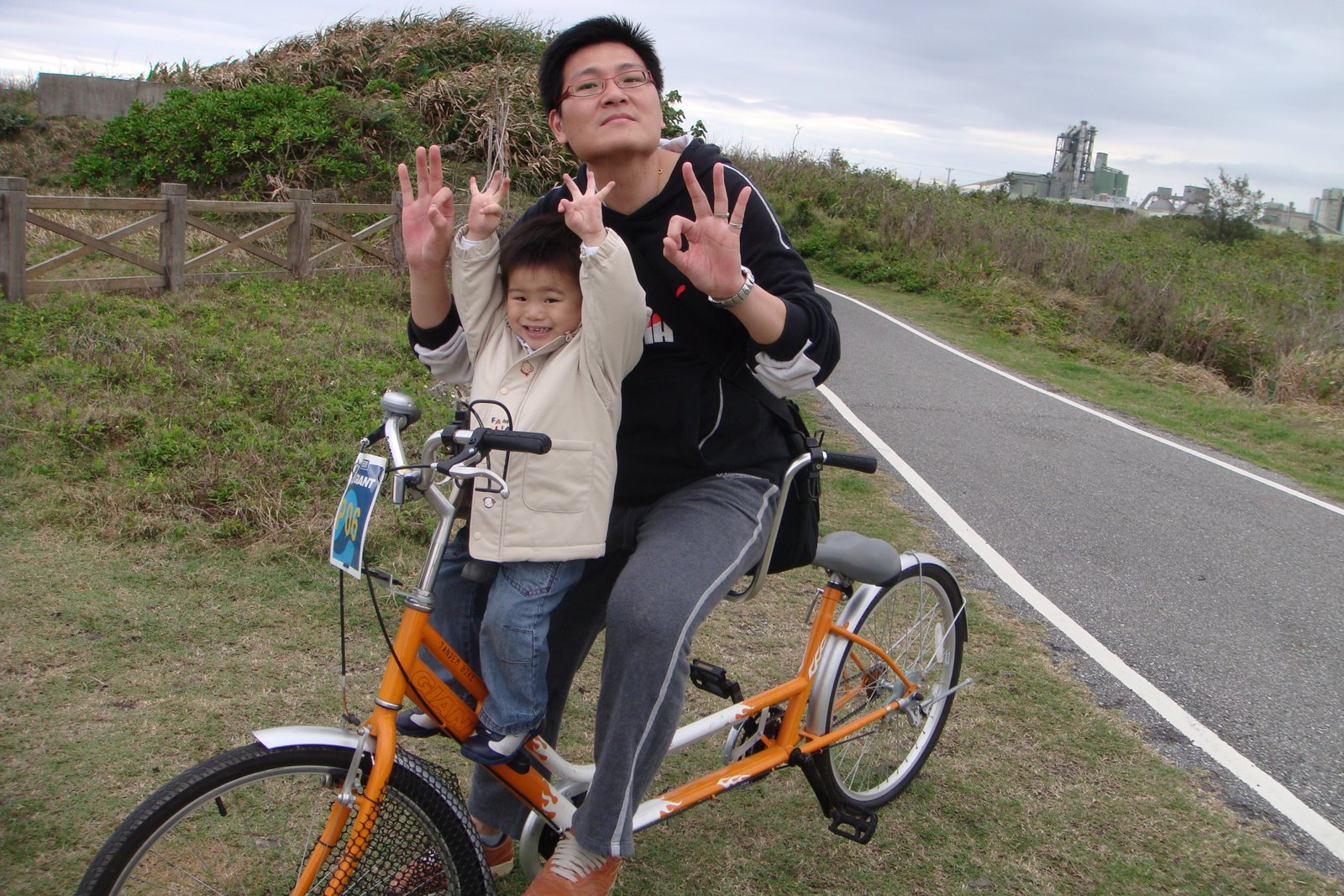 [DSC02954.JPG]