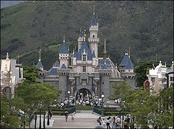 Hong Kong Disneyland Theme park's Photos And Images Collections - Free