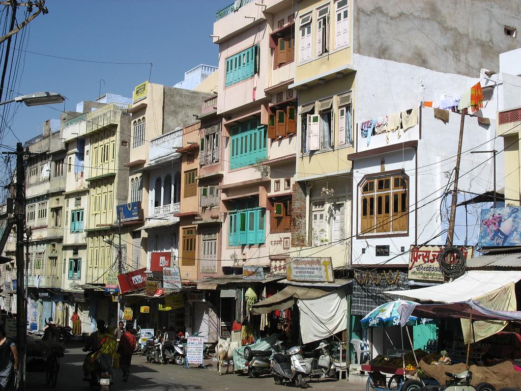 [Udaipur+street.JPG]