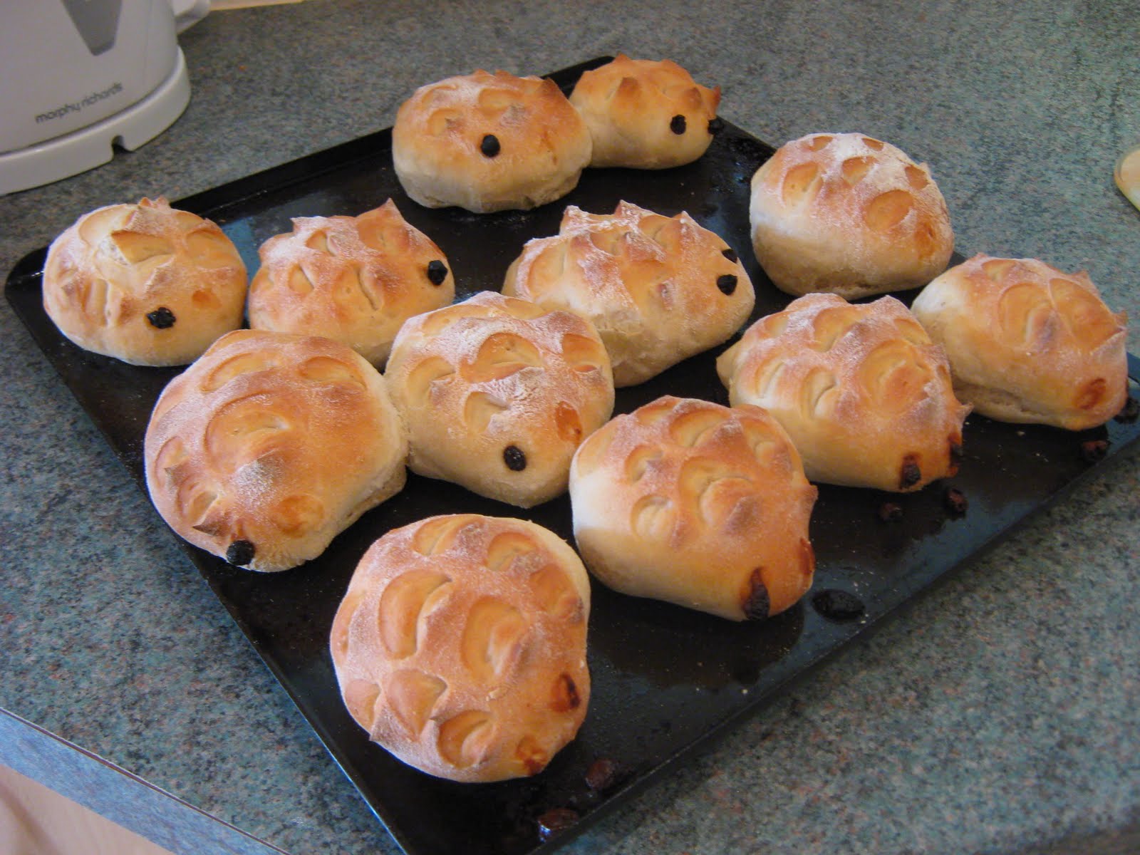 The CraftArty Kid (Old blog) Hedgehog Rolls