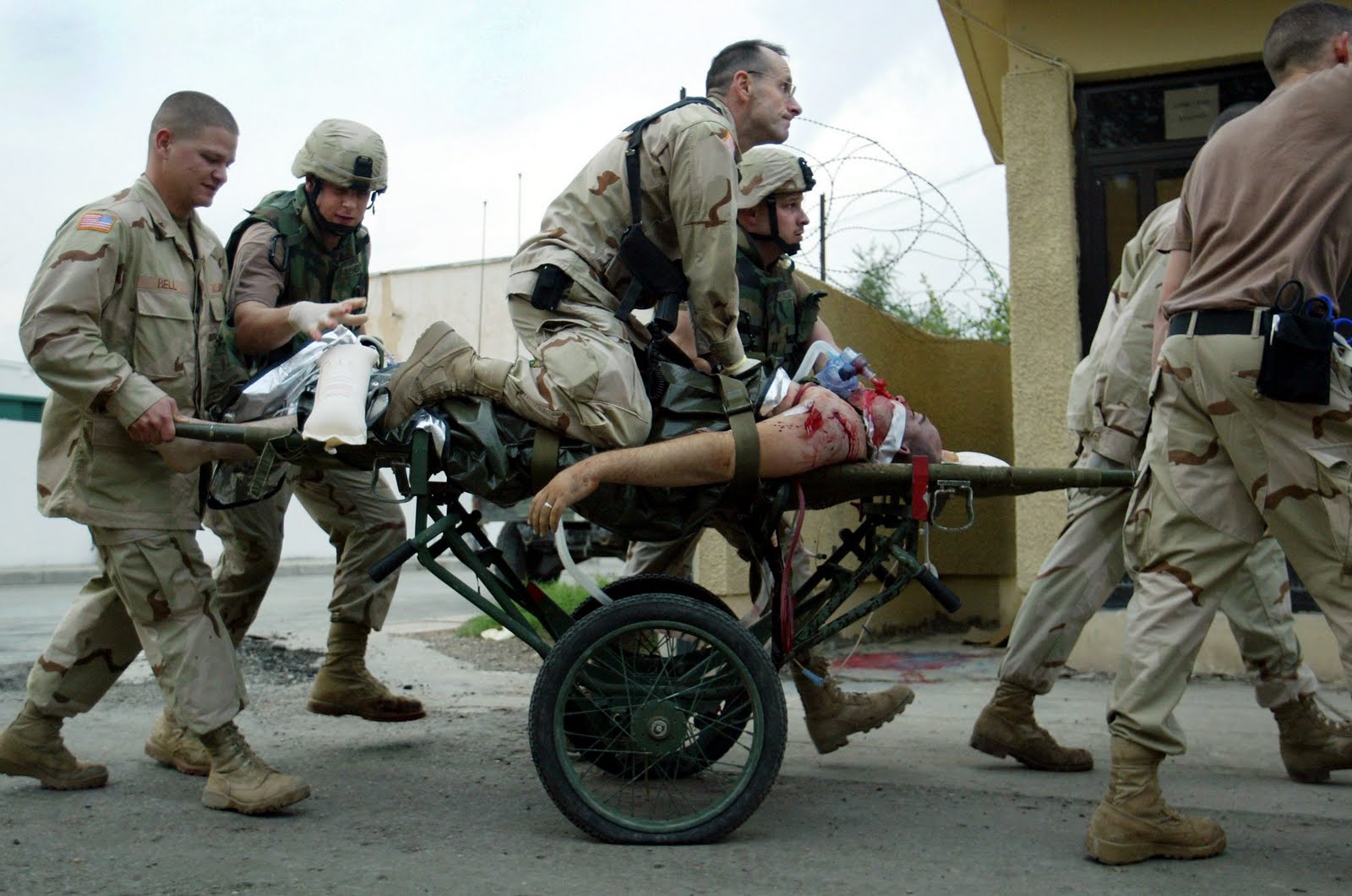 GUERRA EN IRAK Y AFGANISTAN guerra en irak y afganistan: