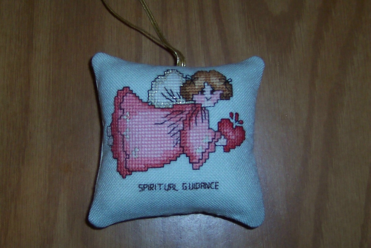 [November+Bride's+Tree+Ornament.jpg]