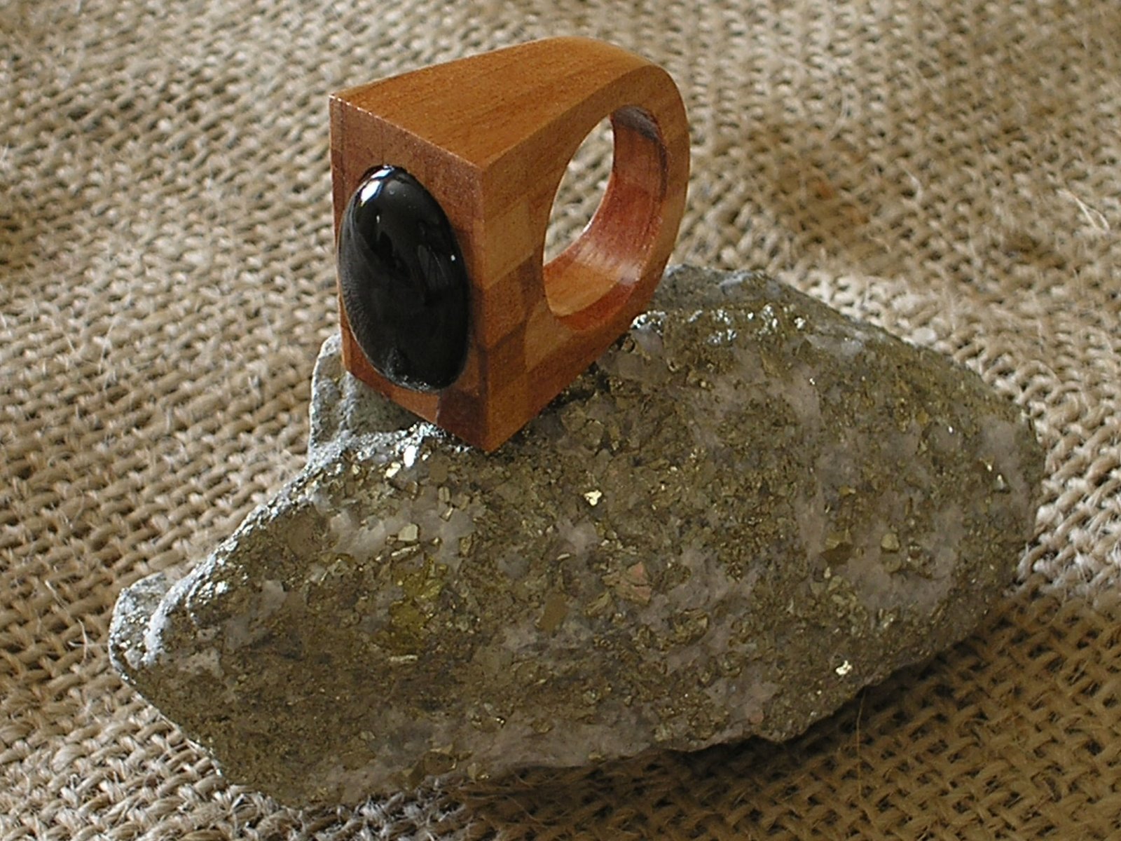 [P1250044.JPG]