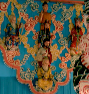 நட்பை பாராட்டும் சீன மதம் Caodaijesus1