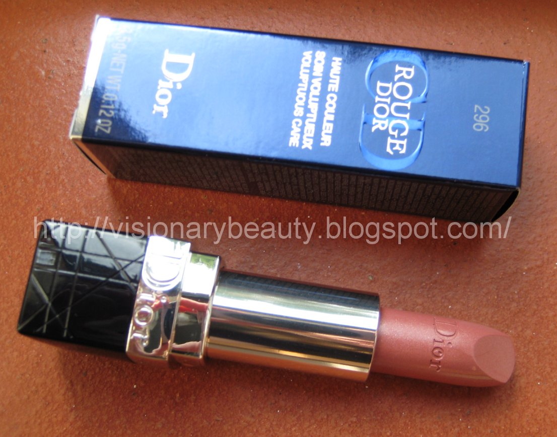 http://4.bp.blogspot.com/_mYYTSzNz8VQ/TKY8FetqtQI/AAAAAAAABZk/UTiBxhqeJrc/s1600/dior%2Blipstick.jpg