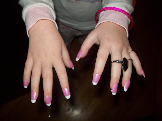 make fake nails with paper