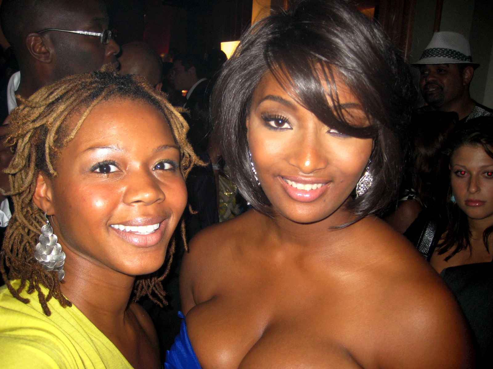 [Toccara+Claire.gif]