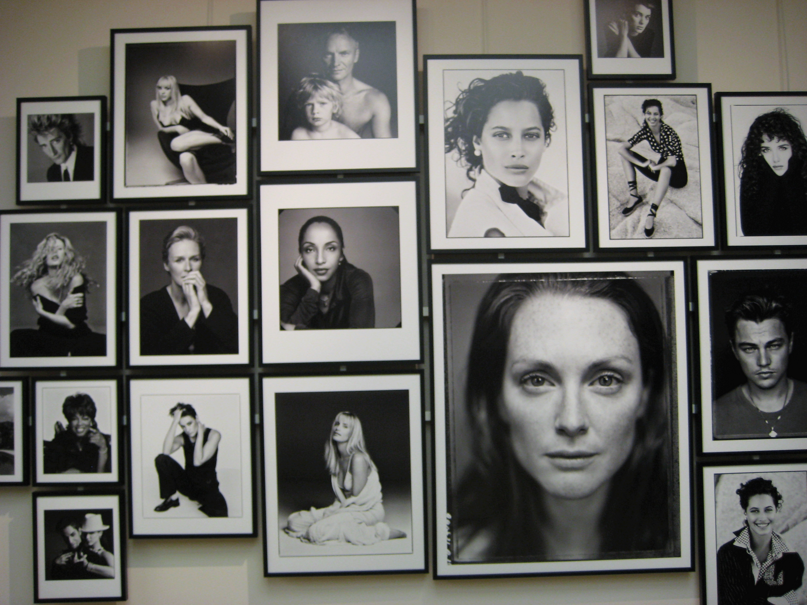 [Demarchelier.gif]