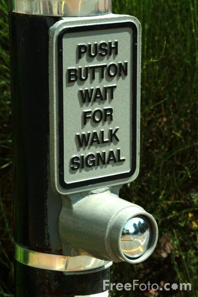 [41_07_89---Push-button-wait-for-walk-signal_web.jpg]