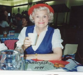 [Oma+Grinning+Oktoberfest.jpg]