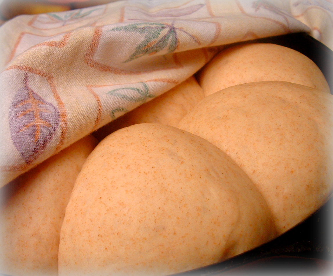 [PW+Rosemary+Rolls+012.jpg]