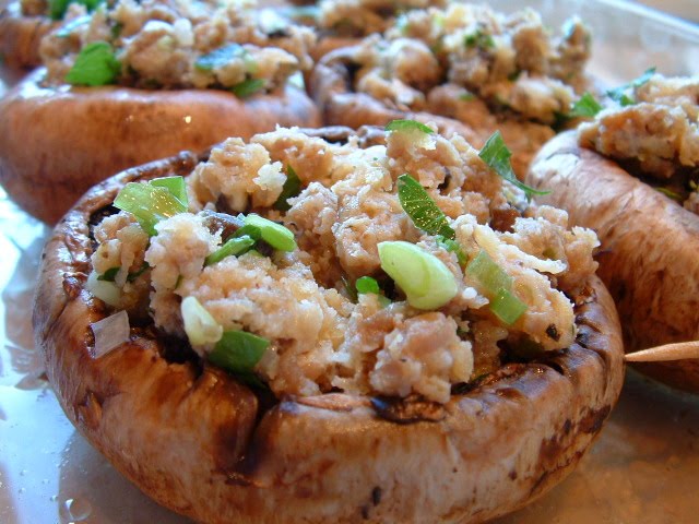 [StuffedSausageMushrooms+CU.jpg]