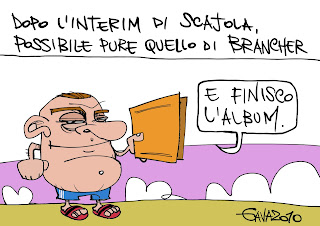 http://4.bp.blogspot.com/_mgLlpDUsvYc/TDLWdmjVj5I/AAAAAAAADb4/Wlh6bvjEspE/s320/figurine+e+figuranti.jpg
