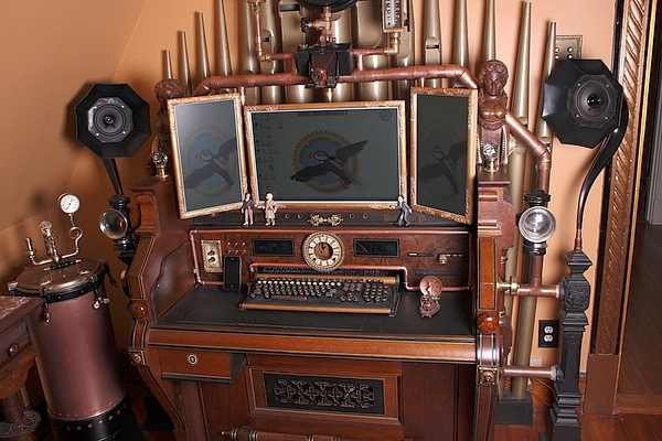 http://4.bp.blogspot.com/_mgyYTW2w19c/TStacJQdlUI/AAAAAAAAKXU/Bxp6zBoenmU/s1600/Steampunk-Victorian-Organ-Computer.jpg