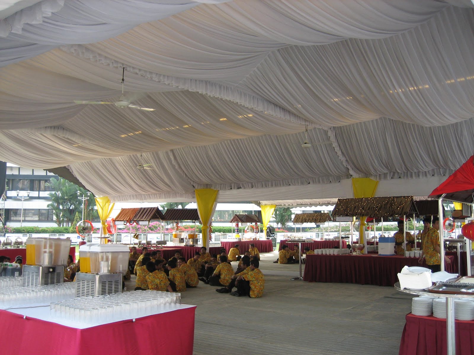Jinaco Enterprise Booth Specialist White Ceiling Cloth For Canopy