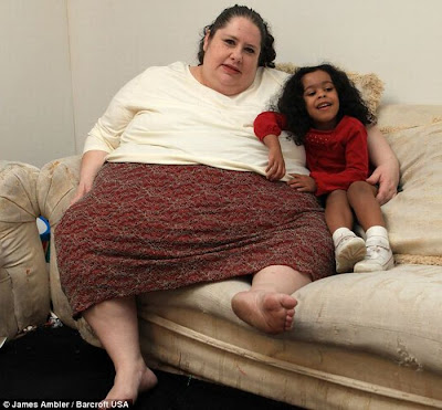 Donna Simpson Wants to be World's Fattest Woman Seen On www.coolpicturegallery.net Donna Simpson Wants to be World's Fattest Woman Seen On www.coolpicturegallery.net
