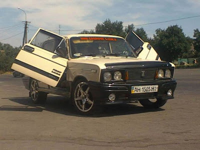 Crazy Russian Cars Seen On www.coolpicturegallery.net