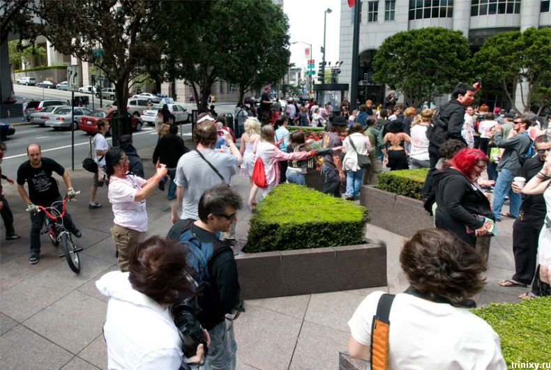 [zombie_walk_04.jpg]