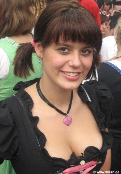 [Oktoberfest_10.jpg]