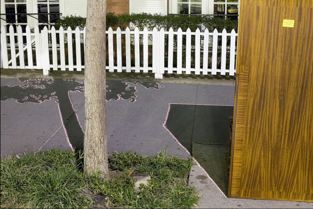 [shadow-graffiti-02.jpg]