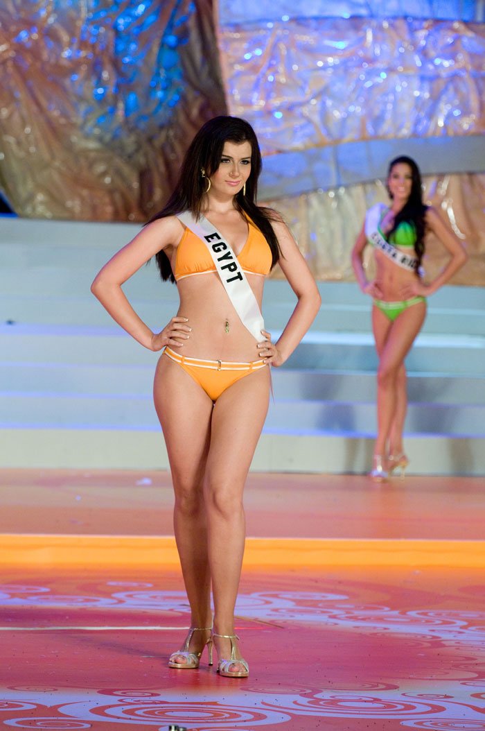 [Miss-Egypt-2008-02.JPG]