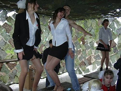 osama bin laden funny pictures_07. Girls In Russian School