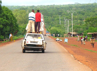 Foto-Foto Unik Masyarakat Afrika