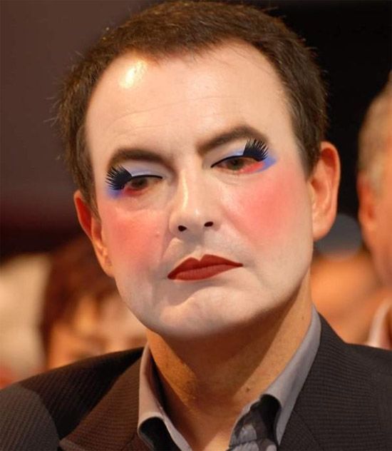 [politicians_make_up_12.jpg]