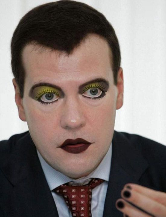 [politicians_make_up_11.jpg]