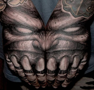 Amazing Tattoos on 40 Amazing Tattoos   Damn Cool Pictures