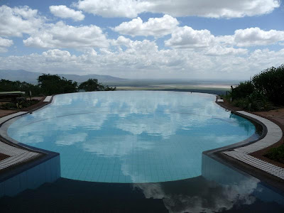 Stunning Infinity Pools Around the World Seen On coolpicturegallery.blogspot.com Stunning Infinity Pools Around the World Seen On www.coolpicturegallery.net