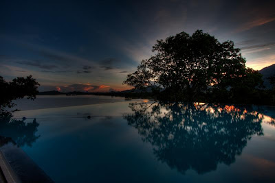 Stunning Infinity Pools Around the World Seen On coolpicturegallery.blogspot.com Stunning Infinity Pools Around the World Seen On www.coolpicturegallery.net