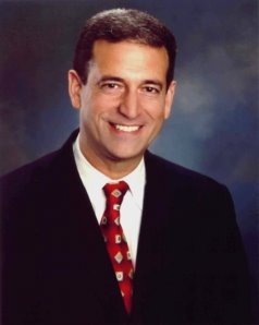[477px-russ_feingold_official_photo.jpg]