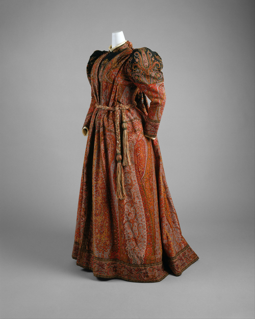 What Exactly IS a Tea Gown? American Duchess